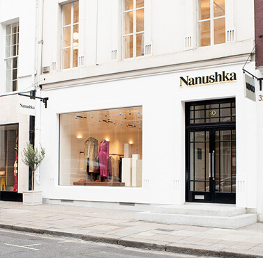 Boutique Nanushka Londra